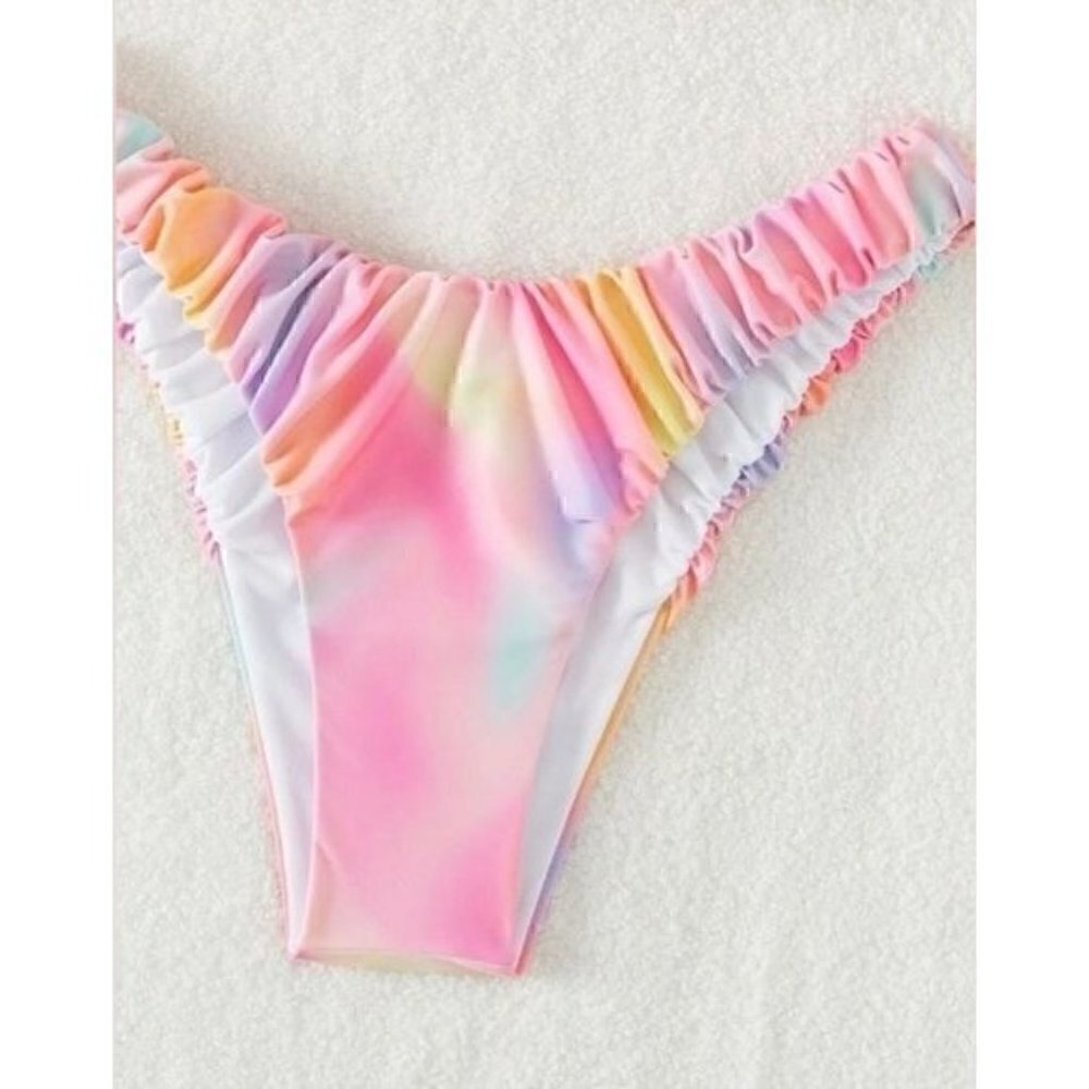 Beautiful Tie Dye Ruched Underwire Bikini Swimsuit - Picture 5 of 7